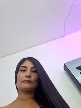 LaiaTorres1 online show from September 22, 2025, 9:59 am