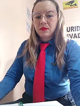 Hannah-colx online show from April 6, 2026, 1:12 pm