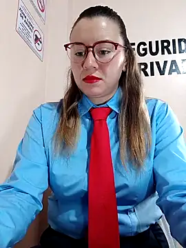 Hannah-colx online show from March 13, 2026, 1:05 pm