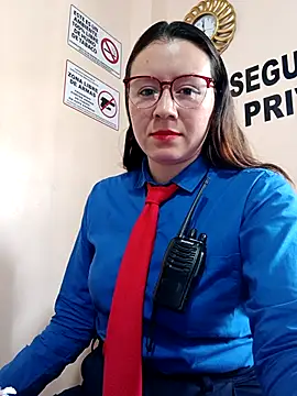 Snapshot of Hannah-colx chatting on November 4, 2025, 4:00 pm Hannah-colx online show from November 4, 2025, 4:00 pm