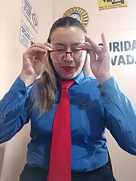 Hannah-colx online show from April 10, 2026, 7:21 pm