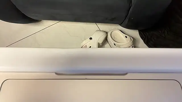 fairy hot  online show from March 27, 2026, 8:21 pm