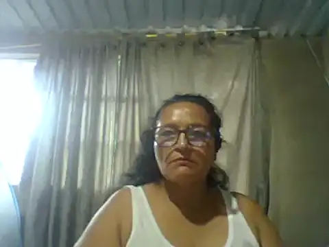 Cristal online show from October 3, 2025, 1:12 pm