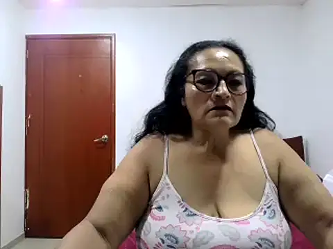  Cristal online show from November 8, 2025, 4:05 am