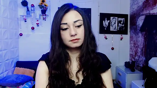 Eva Roussell online show from January 14, 2026, 2:53 pm