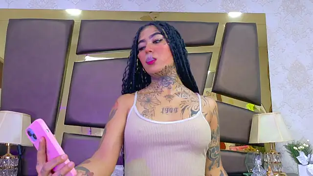 EmilieLake online show from March 2, 2026, 3:08 pm