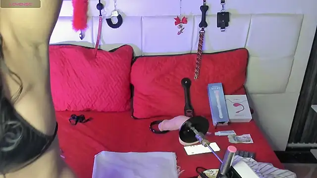 Violet sl4ve online show from December 21, 2025, 2:08 pm