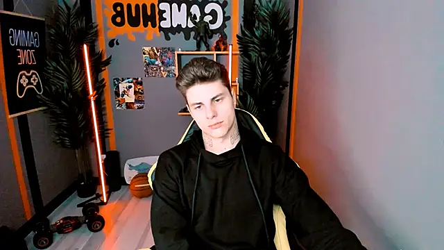 JackWolw online show from October 2, 2025, 12:19 pm