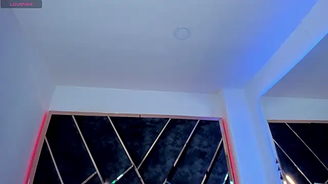 Snapshot of SusanaHenao chatting on November 6, 2025, 6:56 pm SusanaHenao online show from November 6, 2025, 6:56 pm