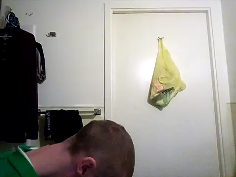 jizzyglizzy92 online show from March 16, 2026, 1:35 am