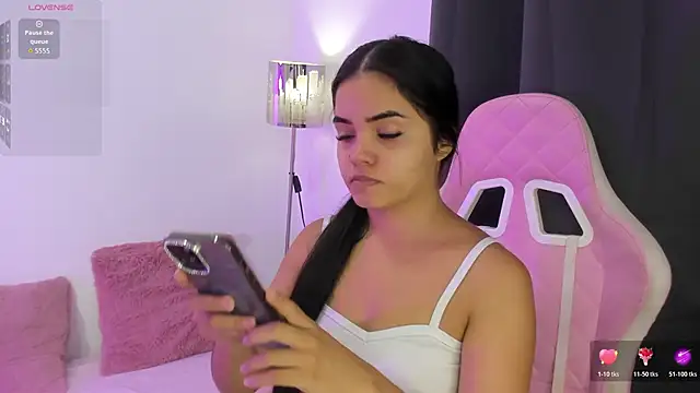 Valeri 13 online show from February 12, 2026, 8:47 am