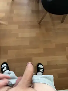 cook907920 online show from April 18, 2026, 1:57 pm