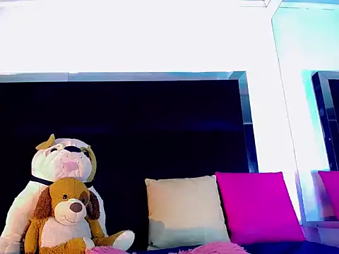 AnntonellaHott online show from January 6, 2026, 3:32 am