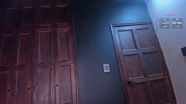 ScarlettSinclaiir online show from March 12, 2026, 4:22 pm