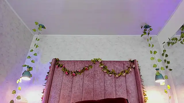 Snapshot of AnyaJay chatting on September 14, 2025, 10:21 pm AnyaJay online show from September 14, 2025, 10:21 pm