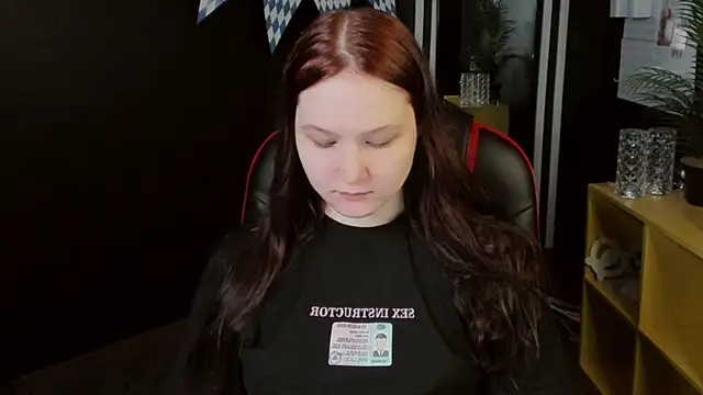 Ruby Dark online show from September 28, 2025, 5:58 am