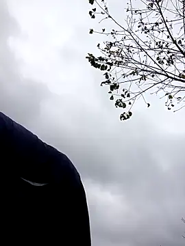 tcm-cute online show from October 21, 2025, 2:11 am