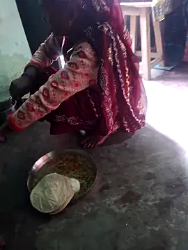 parmila203 online show from February 8, 2026, 2:42 am