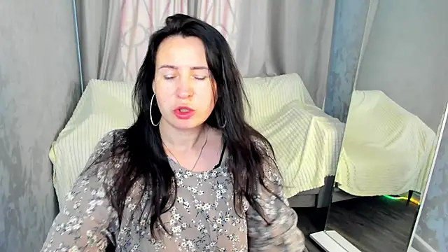 Snapshot of Lea_shadom chatting on June 13, 2026, 1:03 am Lea shadom online show from June 13, 2026, 1:03 am