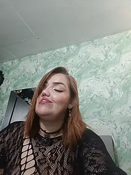 MayaLuna1 online show from November 9, 2025, 1:59 pm