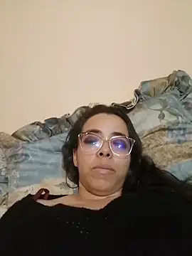 BarbaraLeython1 online show from November 9, 2025, 2:37 am