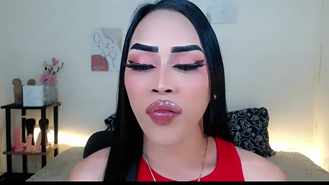 Lessandra Lust online show from October 10, 2025, 11:05 pm