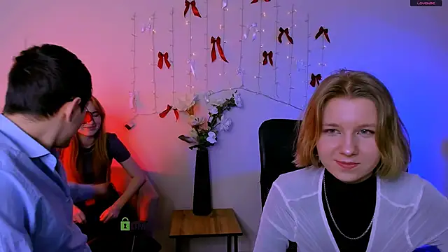 beauty ginger  online show from February 8, 2026, 9:12 pm