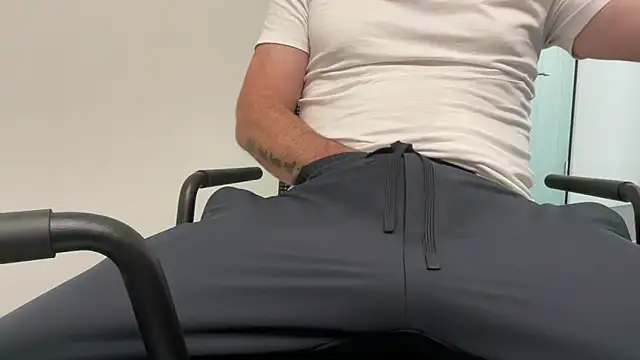 harrys74 online show from September 19, 2025, 1:48 pm