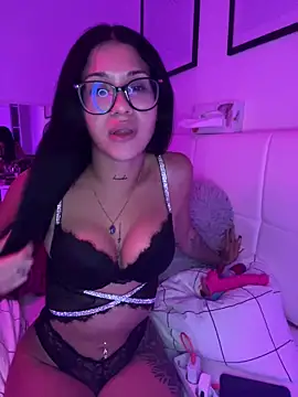 Snapshot of realjessappeal chatting on October 4, 2025, 9:38 pm realjessappeal online show from October 4, 2025, 9:38 pm