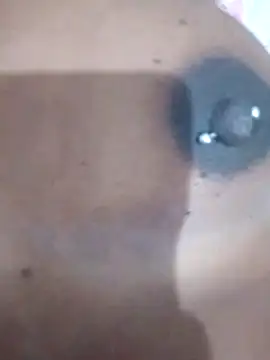 nessinha12 online show from November 16, 2025, 1:10 am