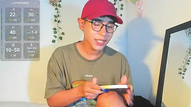 Snapshot of cute_sammy_1 chatting on September 18, 2025, 11:02 am cute sammy 1 online show from September 18, 2025, 11:02 am