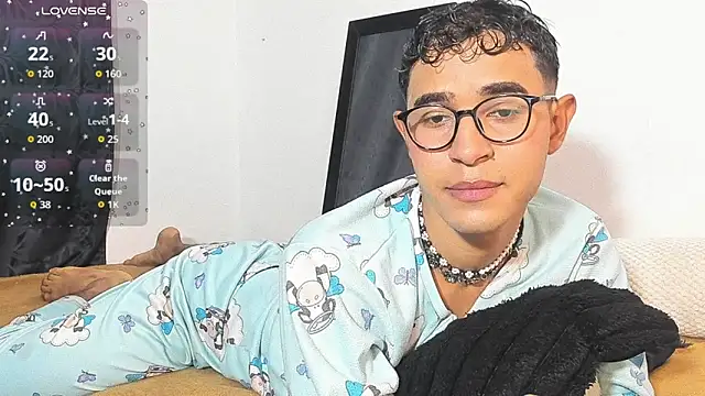 Snapshot of cute_sammy_1 chatting on October 8, 2025, 1:45 pm cute sammy 1 online show from October 8, 2025, 1:45 pm