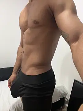 RiceFit  online show from October 3, 2025, 7:04 pm