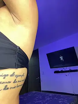 AlannaEvons online show from October 22, 2025, 11:36 pm