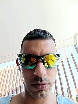 Greek crazy couple online show from September 27, 2025, 11:05 am