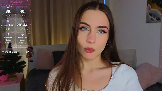 Moonlight1Sonata1 online show from December 22, 2025, 9:09 am