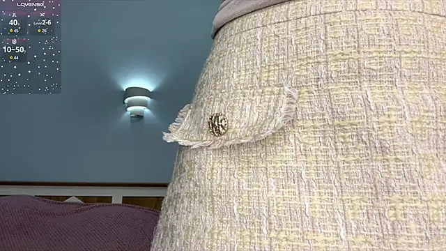 JerrieCham online show from December 15, 2025, 7:25 am