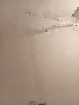 Snapshot of krysztalowy chatting on October 19, 2025, 3:26 pm krysztalowy online show from October 19, 2025, 3:26 pm