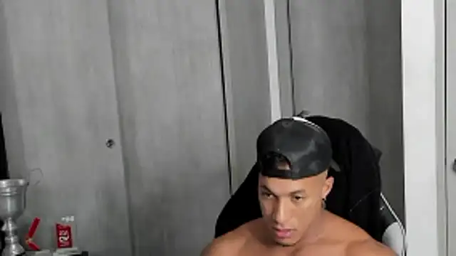 JakeViper online show from October 15, 2025, 2:43 am