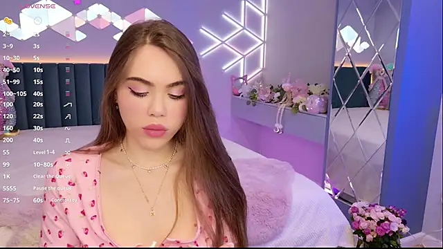 MimiFors online show from March 17, 2026, 5:38 pm