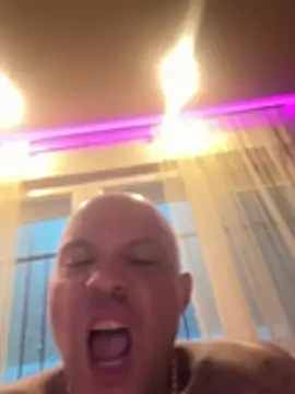 gitanomadrid online show from May 30, 2026, 11:32 pm