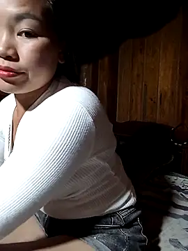 bany-xx online show from October 15, 2025, 9:06 am