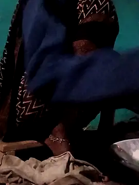 Radha8080 online show from November 10, 2025, 12:37 am