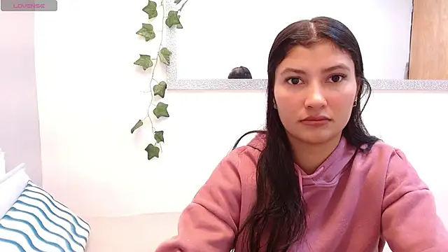 Snapshot of louis_k chatting on February 13, 2026, 11:10 am louis k online show from February 13, 2026, 11:10 am