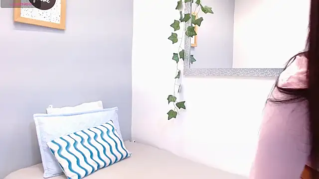 Snapshot of louis_k chatting on February 19, 2026, 11:29 am louis k online show from February 19, 2026, 11:29 am