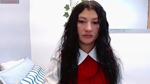 Snapshot of louis_k chatting on February 25, 2026, 11:32 am louis k online show from February 25, 2026, 11:32 am