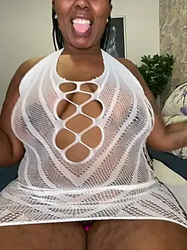fatpussydallx online show from April 19, 2026, 5:30 am