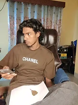 thecatfish online show from November 10, 2025, 1:16 pm