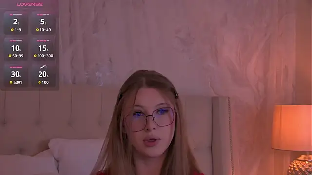 Snapshot of RemyLoon chatting on February 8, 2026, 1:31 pm RemyLoon online show from February 8, 2026, 1:31 pm