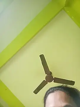 KITTUAAA online show from November 12, 2025, 7:45 am